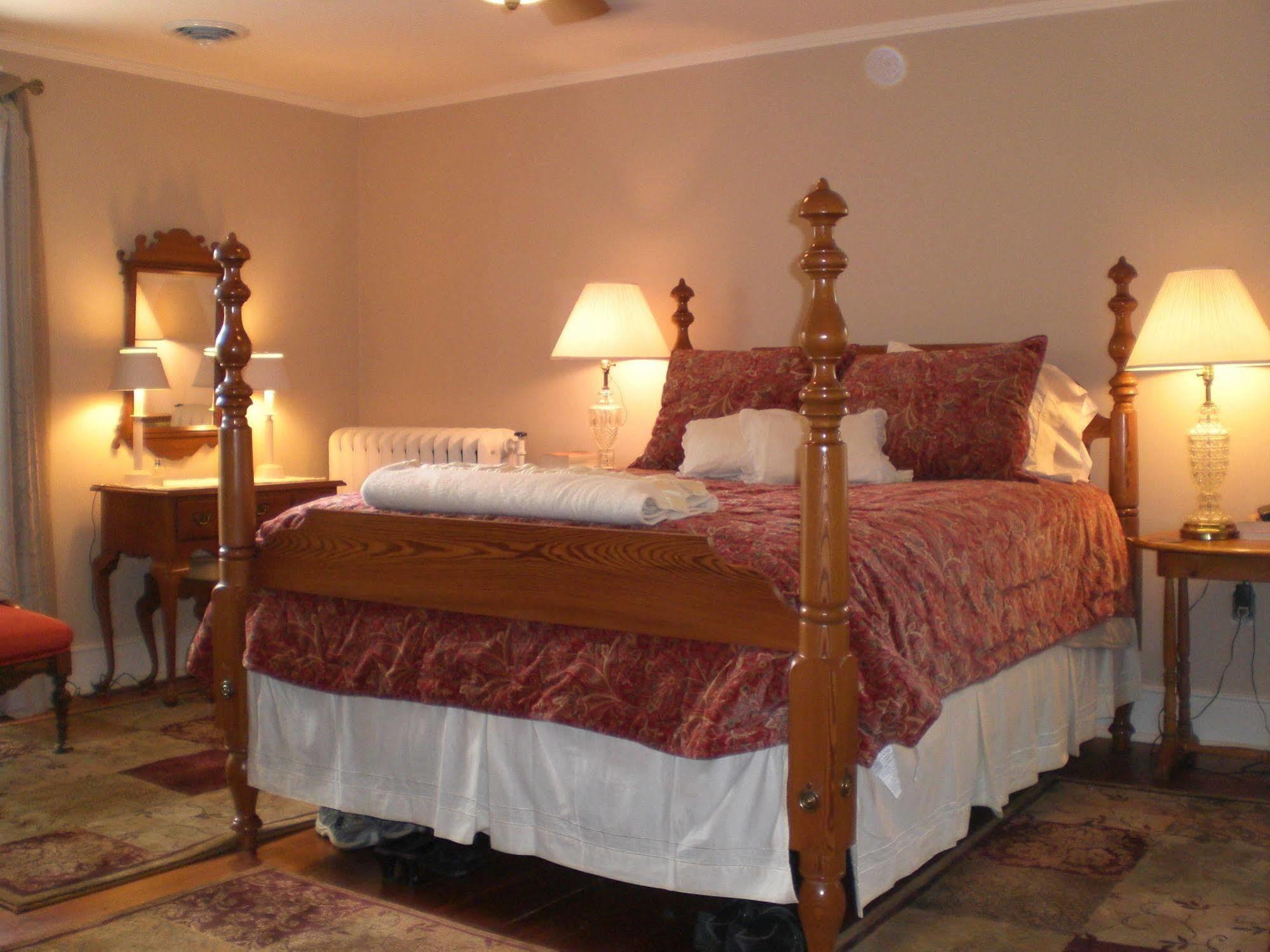 Boxley Place Inn Louisa Екстер'єр фото
