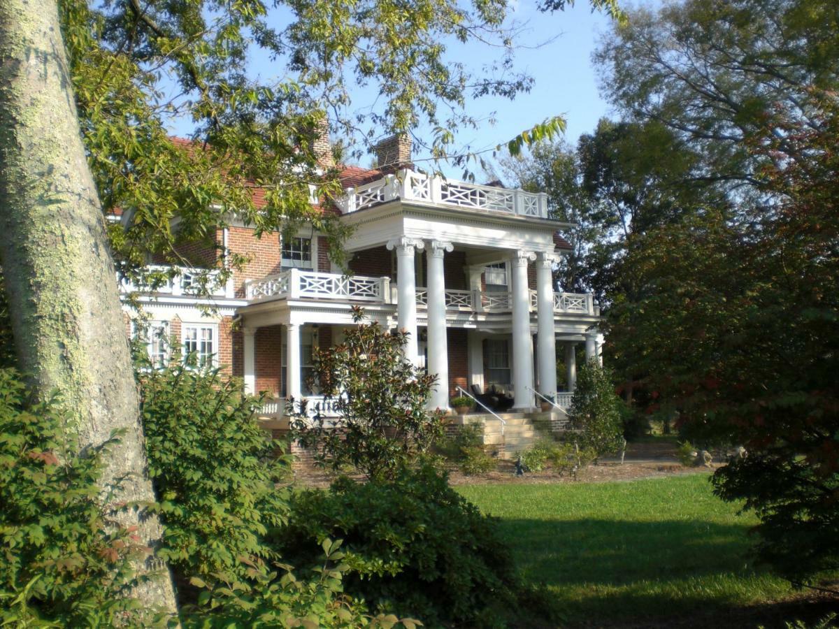 Boxley Place Inn Louisa Екстер'єр фото